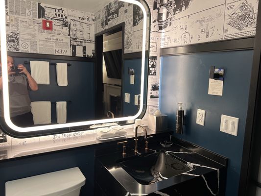 Pennyweight Hotel Boston, Curio Collection by Hilton by null