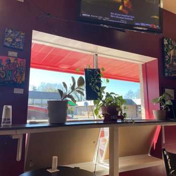 Open Kitchen Restaurant - Old location dining area - Breakfast & Brunch Near Me - Indianapolis, Indiana