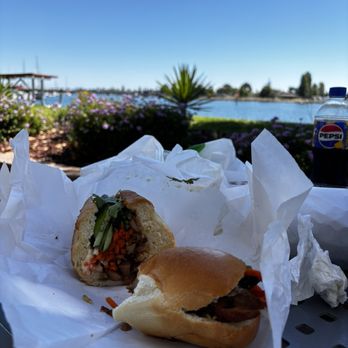 Mango and Mint - Lemongrass chicken sandwich - Vietnamese Near Me - Alameda, California Mango and Mint - Lemongrass chicken sandwich - Vietnamese Near Me - Alameda, California