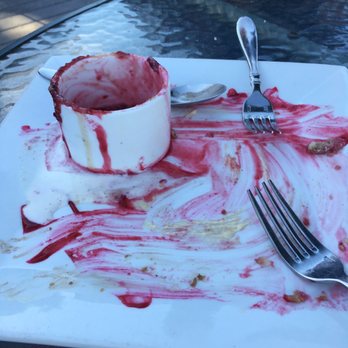 3 Rivers Grill - What was left of dessert - American Near Me - Hood River, Oregon 3 Rivers Grill - What was left of dessert - American Near Me - Hood River, Oregon