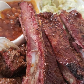 MEGA Texas Barbeque - Caterers Near Me - Fresno, California