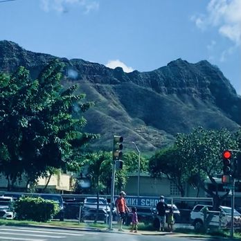 Waikiki Elementary School - Cool little school in most expensive neighborhood with no homeless - Elementary Schools Near Me - Honolulu, Hawaii Waikiki Elementary School - Cool little school in most expensive neighborhood with no homeless - Elementary Schools Near Me - Honolulu, Hawaii