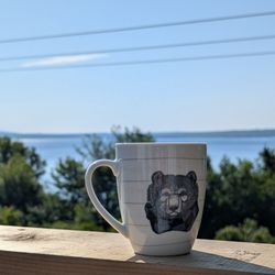 Bear On The Lake Guest House - Coffee on the deck