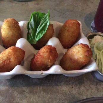 116 Pulpito - Croquettes porscuitto and salmon with basil aioli mousse - Tapas/Small Plates Near Me - Puerto Vallarta, JAL