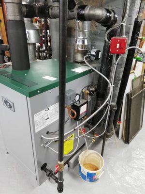 Chilli Willie Plumbing HVAC & Mechanical Logo