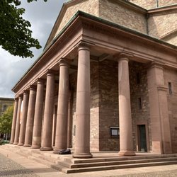 Katholische Stadtkirche St. Stephan - Katholische Stadtkirche St. Stephan