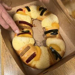 Tutes Bakery