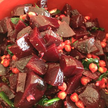 Need A Chef - Salad of sous vide beets with hazelnuts and spinach - Personal Chefs Near Me Need A Chef - Salad of sous vide beets with hazelnuts and spinach - Personal Chefs Near Me