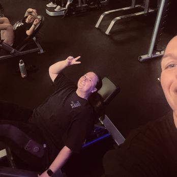 Fitsi - Gyms Near Me - Escondido, California