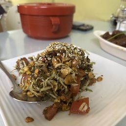 58. Tea Leaf salad 58. Tea Leaf salad