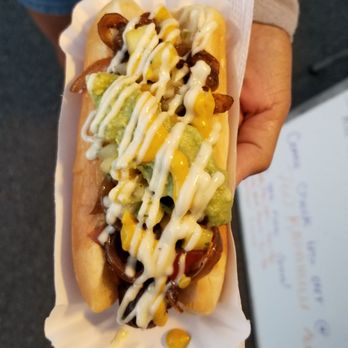 Honolulu Farmers' Market - Burgers and Burritos Hawaii - Sonoran Dog - Farmers Market Near Me - Honolulu, Hawaii