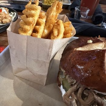 Craft by Smoke & Fire - Pasadena - Waffle fries - Barbeque Near Me - Pasadena, California