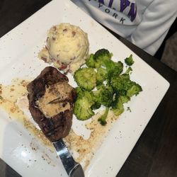 Big Whiskey - 6oz sirloin