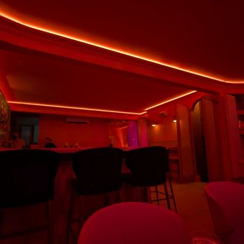 Le Tigre - Inside - Cocktail Bars Near Me - Toronto, Ontario