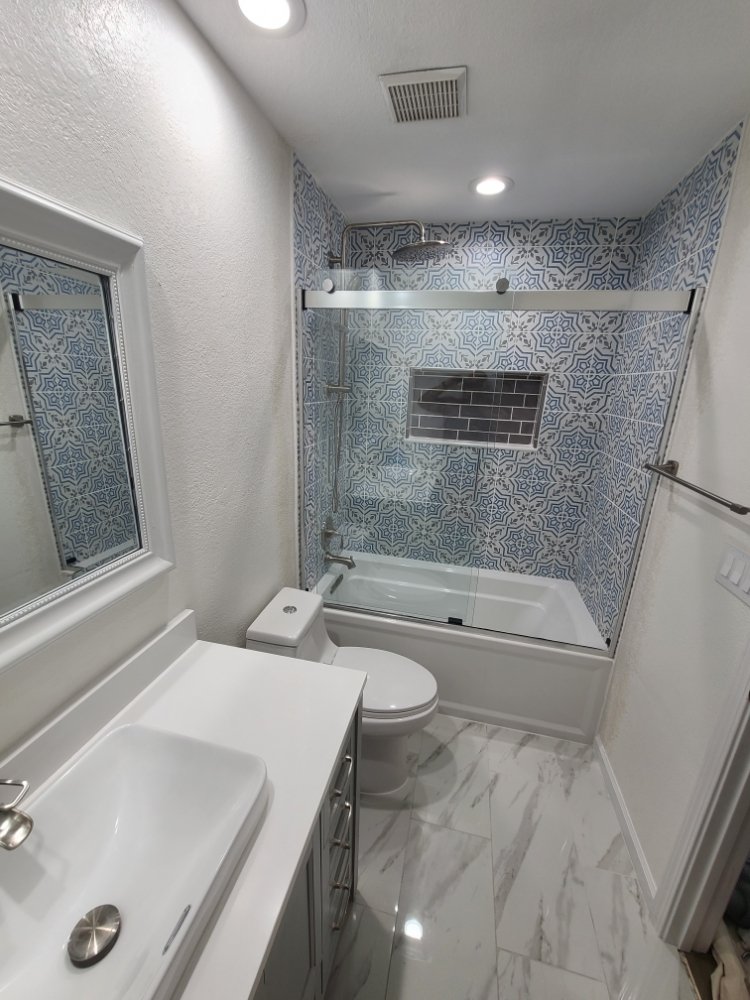 Slide of Saunders Construction