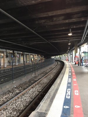 Champ de Mars Tour Eiffel by null