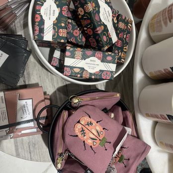 Hip & Humble - Beetle themed items - Women's Clothing Near Me - Fort Lauderdale, Florida Hip & Humble - Beetle themed items - Women's Clothing Near Me - Fort Lauderdale, Florida