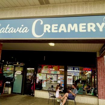 Batavia Creamery - Exterior - Ice Cream & Frozen Yogurt Near Me - Batavia, Illinois