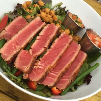Sam's Boat - Ahi tuna salad - Seafood Near Me - Houston, Texas Sam's Boat - Ahi tuna salad - Seafood Near Me - Houston, Texas
