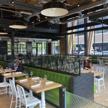 True Food Kitchen - Inside - New American Near Me - Columbus, Ohio
