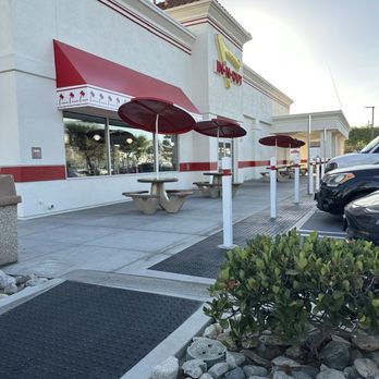 In-N-Out Burger - Burgers Near Me - Gardena, California In-N-Out Burger - Burgers Near Me - Gardena, California