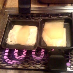 Le Brasier - Cooking the cheese :)