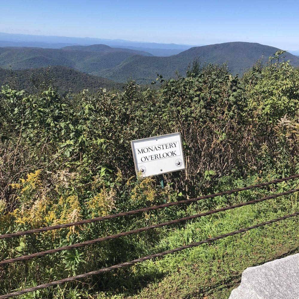 Equinox Skyline Drive - Hiking Near Me Equinox Skyline Drive - Hiking Near Me