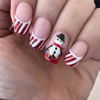 Oasis Nails - Christmas nails - Nail Salons Near Me - Livermore, California
