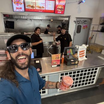 Chris N’ Eddy’s - They're awesome - Burgers Near Me - Los Angeles, California Chris N’ Eddy’s - They're awesome - Burgers Near Me - Los Angeles, California