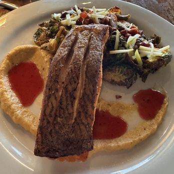 Artisan 179 - Salmon - Bars Near Me - Pewaukee, Wisconsin