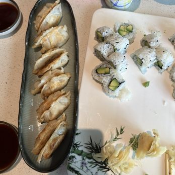 Hokkaido Sushi - Gyoza 6pcs, Avocado Roll 8pcs - Sushi Bars Near Me - Vancouver, Washington Hokkaido Sushi - Gyoza 6pcs, Avocado Roll 8pcs - Sushi Bars Near Me - Vancouver, Washington