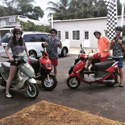 Kihei Moped - Strike a pose Alaska