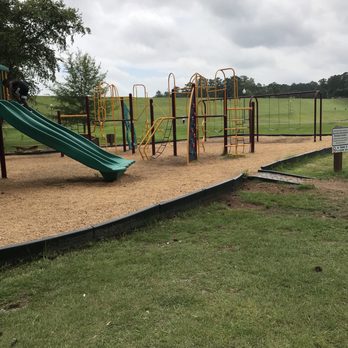 Bonita Lakes Park - Parks Near Me - Meridian, Mississippi Bonita Lakes Park - Parks Near Me - Meridian, Mississippi