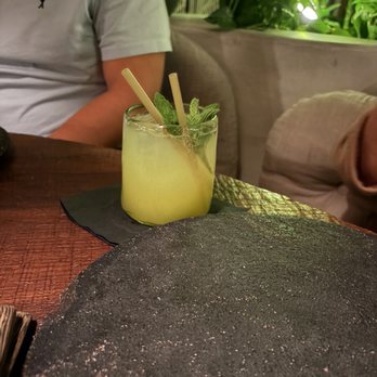 Meteora - Kiwi Kiwi nectar, pineapple, yuzu - New American Near Me - Los Angeles, California