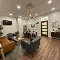 IZ Medical - Another view of the waiting room. Beautiful!
