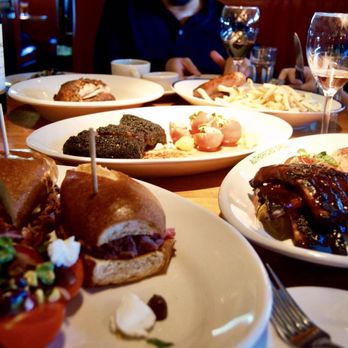 Rutherford Grill - Entrees - American Near Me - Rutherford, California