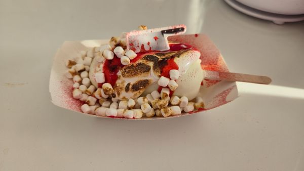 Bombshell Treat Bar by null