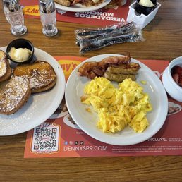 French toast breakfast