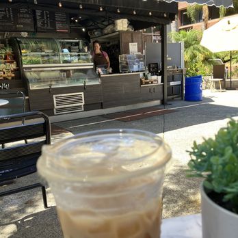 Cafe 477 - Iced chai - Cafes Near Me - Encinitas, California