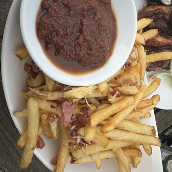 Smoke Signals - fries - Barbeque Near Me - Lake Placid, New York