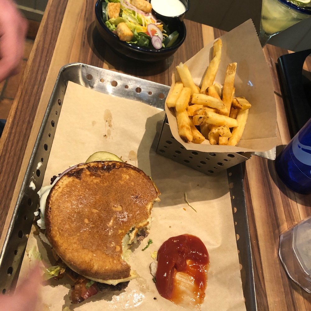 Chili's - Bacon burger - American Near Me - Midvale, Utah Chili's - Bacon burger - American Near Me - Midvale, Utah