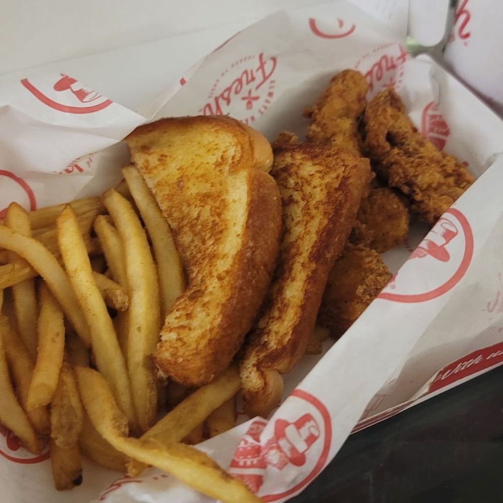Slim Chickens - 3 tenders with slim sauce - Waffles Near Me - High Point, North Carolina