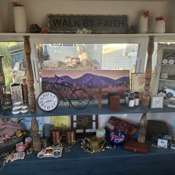 Salt - Shopping area - Coffee & Tea Near Me - Bishop, California Salt - Shopping area - Coffee & Tea Near Me - Bishop, California