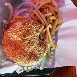DJ's of Scottsdale - Cheeseburgers and fries!!