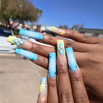 Radiant Nails & Spa - Nail Salons Near Me - Chandler, Arizona