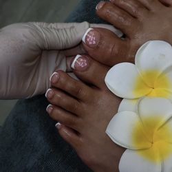 Day Nail Bar