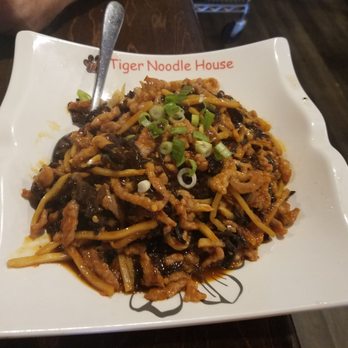 Tiger Noodle House - SHREDDED SWEET GARLIC PORK WITH SZECHUAN OIL - Chinese Near Me - Katy, Texas Tiger Noodle House - SHREDDED SWEET GARLIC PORK WITH SZECHUAN OIL - Chinese Near Me - Katy, Texas