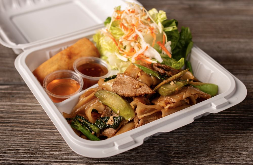 Sriracha Thai Restaurant