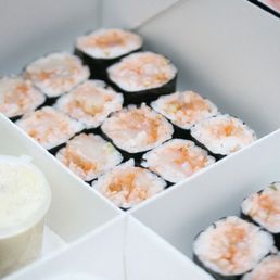 Spicy Scallop Roll