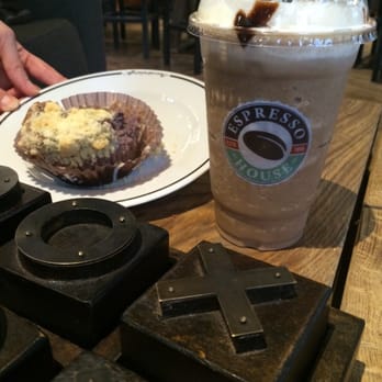 Espresso House - Blueberry muffin and frap - Coffee & Tea Near Me - Oslo, 03